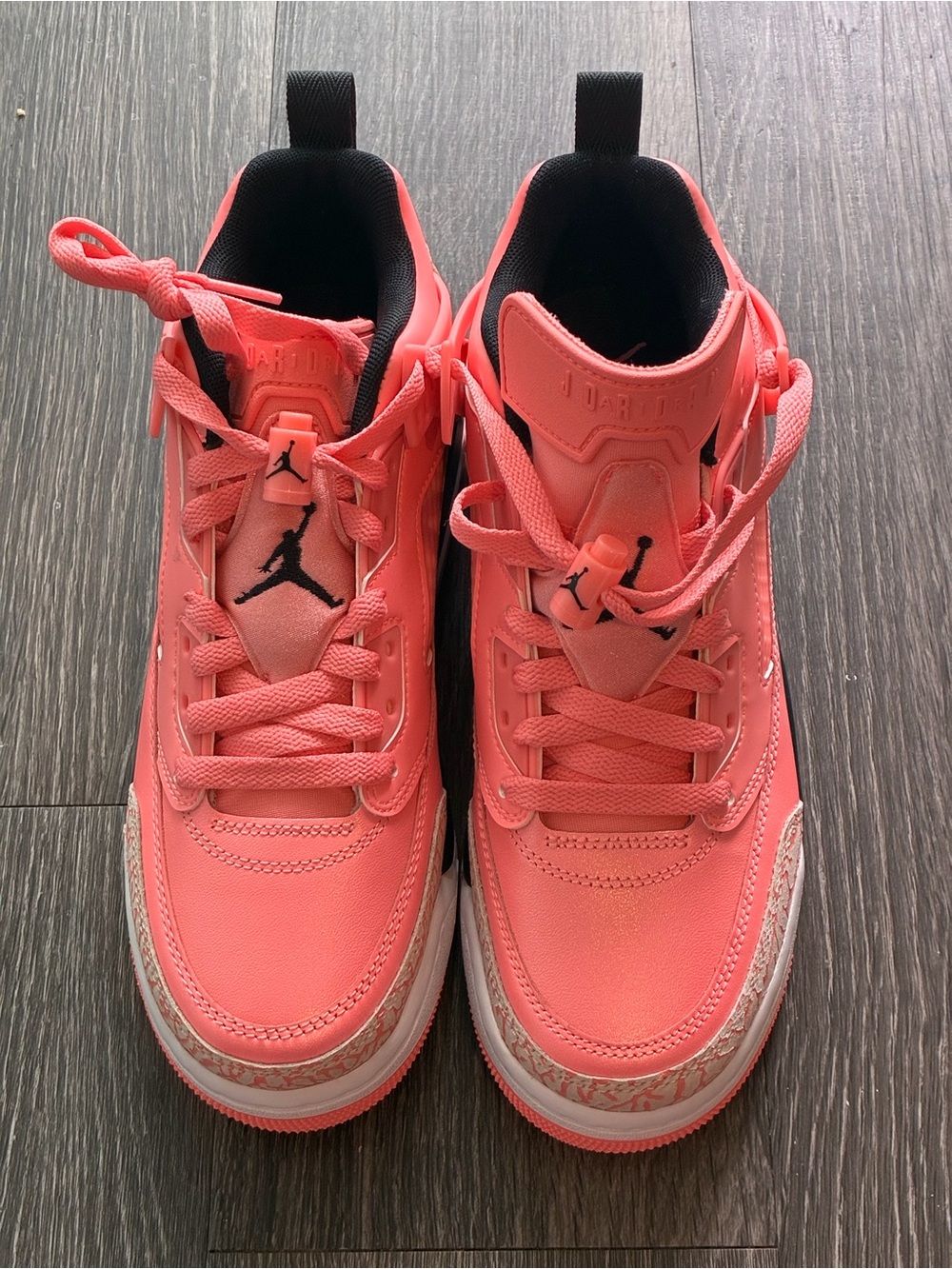 Jordan Kids Coral Pink Low-Top Sneakers Size 7Y